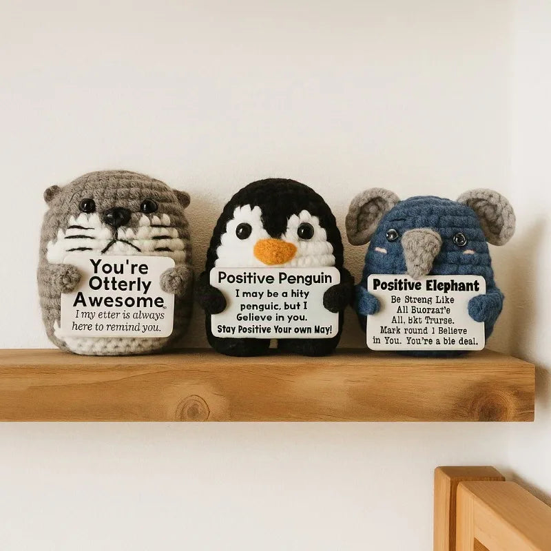 Figurine amusante en crochet fait main avec carte